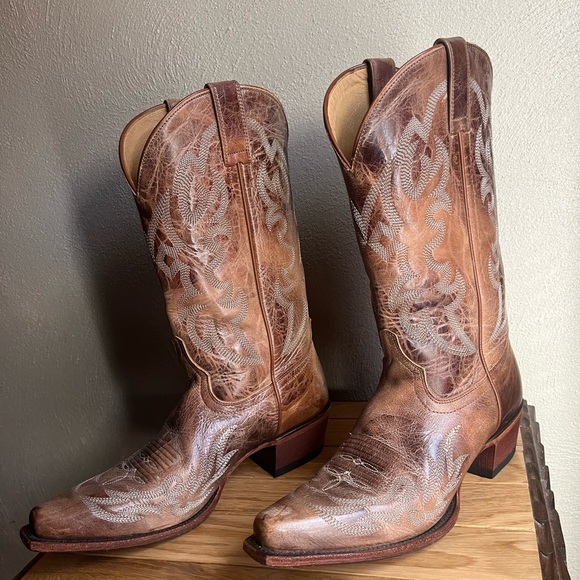 Shyanne Shoes - Shyanne Brown Leather Cowboy Boots